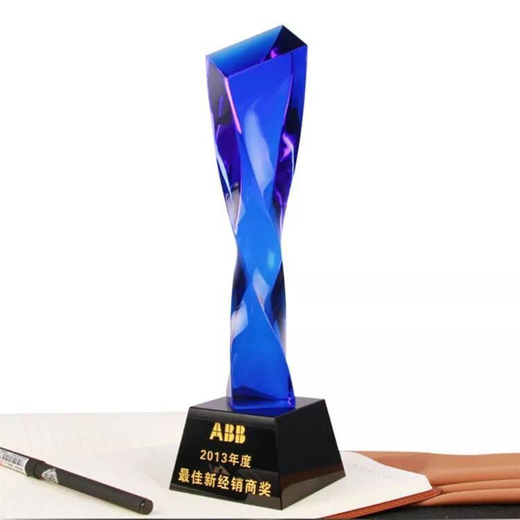 Blue Crystal trophy(stock or custom)(007)